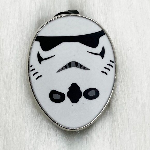 🔮 5/$25 Disney Star Wars Stormtrooper Easter Egg Pin - Picture 1 of 3